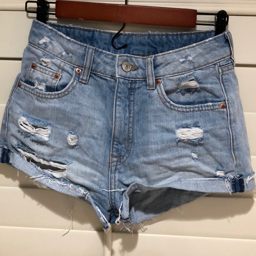 Distressed shorts